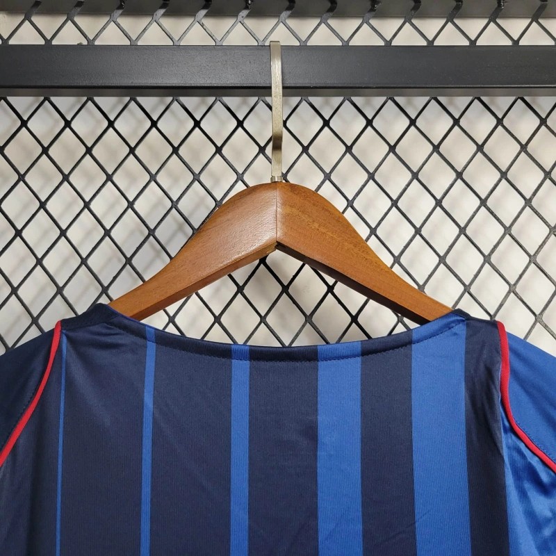 04/05 Retro Barcelona Away Jersey