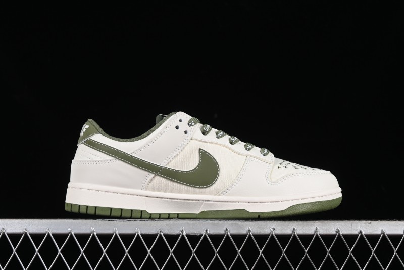 Nike SB Dunk Low Supreme Collaboration - Military Green Canvas Anniversary Custom Low-Top Casual Skate Shoes - BB6698-516