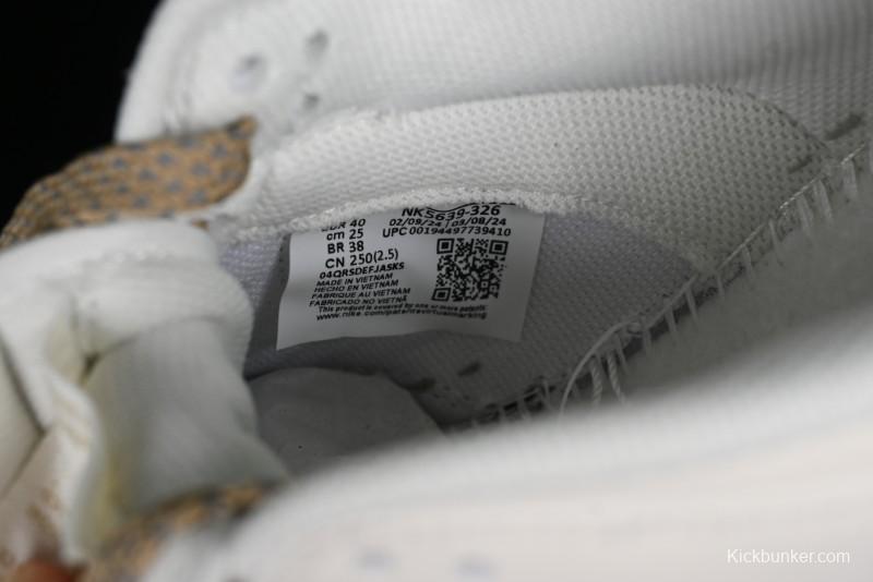 Nike SB Dunk Low Collaboration Three Swooshes Beige Gold Colorway Low-Top Casual Skateboarding Shoes - NK5639-326