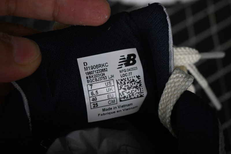 New Balance 1906 Series Retro Dad Style Casual Running Shoes - M1906RKC