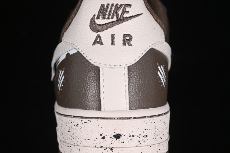 Nike Air Force 1 '07 Low Casual Sneakers with Assassination of Little Bear Anime Theme - DB3301-770