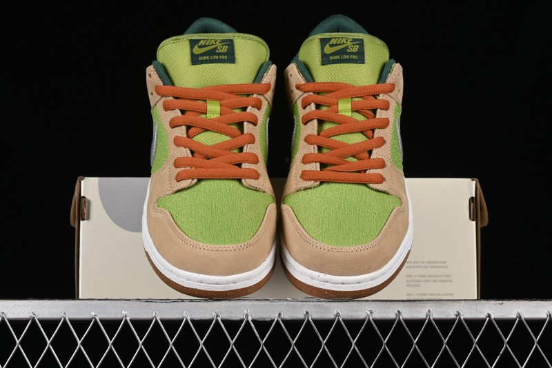 Nike SB Dunk Low Casual Skate Shoes with Escargot-Inspired Vanilla Garlic Butter Colorway - FQ7585-200