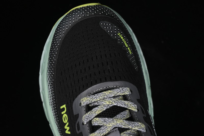 New Balance Fresh Foam X More V3TDS Low-Top Running Shoes with Durable Anti-Slip Design - MTMORCD3