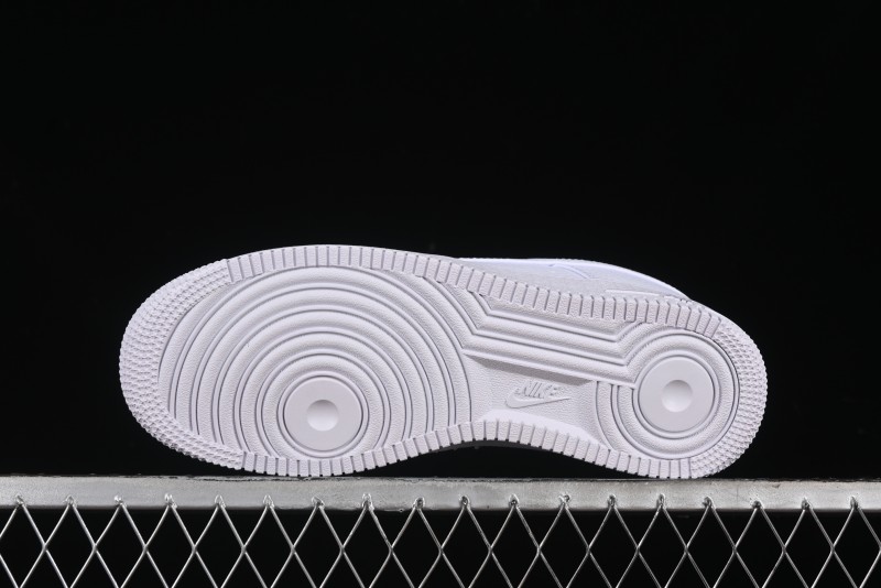 Nike Air Force 1 '07 Low Casual Sneakers with Full-Length Air Cushion - IB4025-100