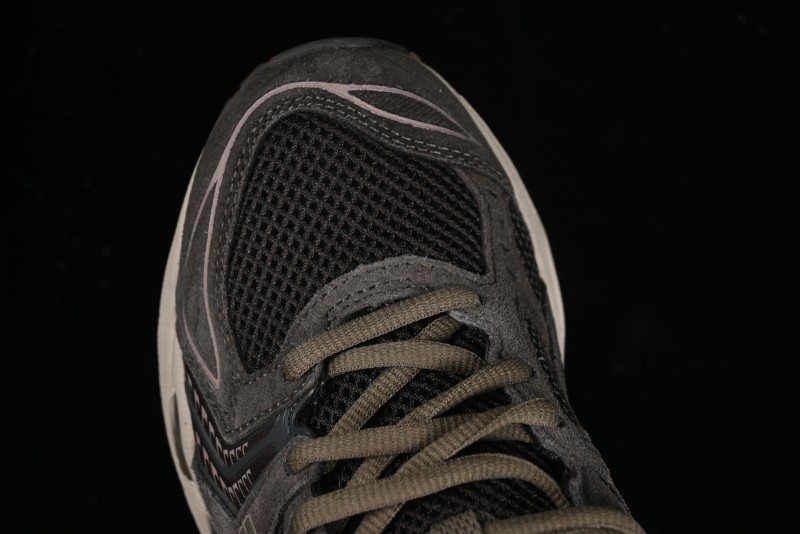 ASICS Gel-Kayano 14 Running Shoes with Breathable Design for Sports and Casual Wear - 1201A161-250