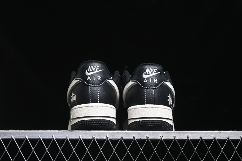 Nike Air Force 1 '07 Low Stussy Collaboration - All Black Low-Top Casual Sneakers - XZ6188-311