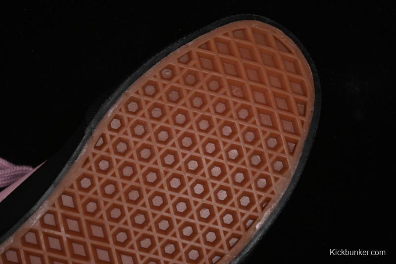 Vans Knu Skool Low Top Retro Sneakers in Black Pink with Big Logo - VN0009QC6BT1