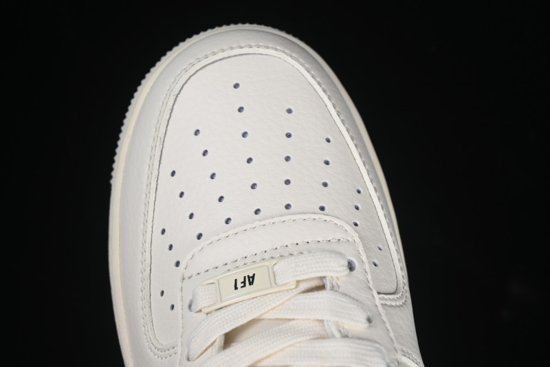 Nike Air Force 1 '07 Low Burberry Collaboration Off-White Crystal Low-Top Casual Sneakers - BB8588-226