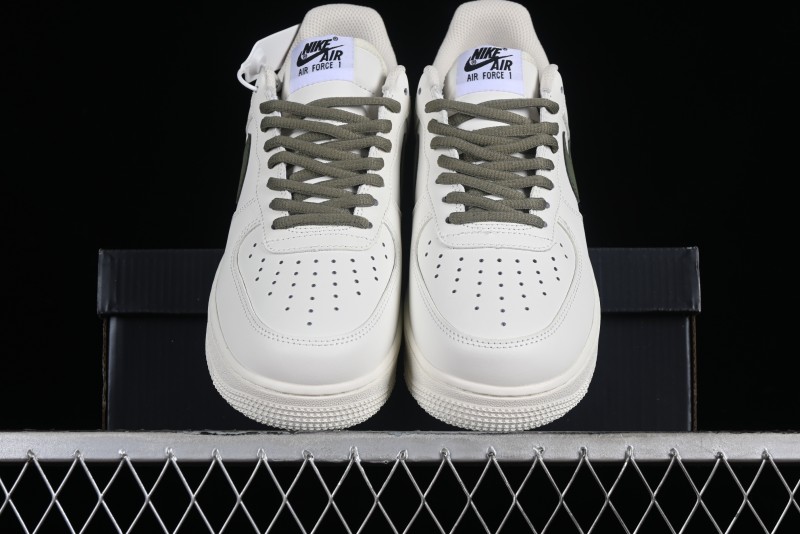 Nike Air Force 1 '07 Low Casual Sneakers in White Green Colorway - CQ5059-110