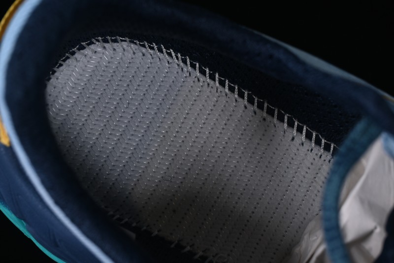 New Balance Fresh Foam X More V3TDS Low-Top Running Shoes with Durable Slip-Resistant Outsole - WTMORAB3