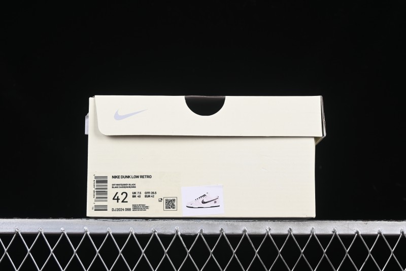 Nike SB Dunk Low UN Collaboration Anniversary Custom Sneakers with Black Swoosh - DJ2024-068