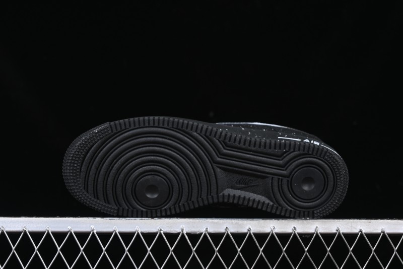 Nike Air Force 1 '07 Low Casual Sneakers with Black Splatter Design - ZH0316-046