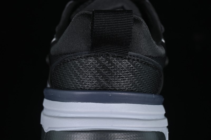 Nike Runtekk Run Retro Low-Top Running Shoes with Cushlon Foam and Anti-Slip Design - FD0736-005