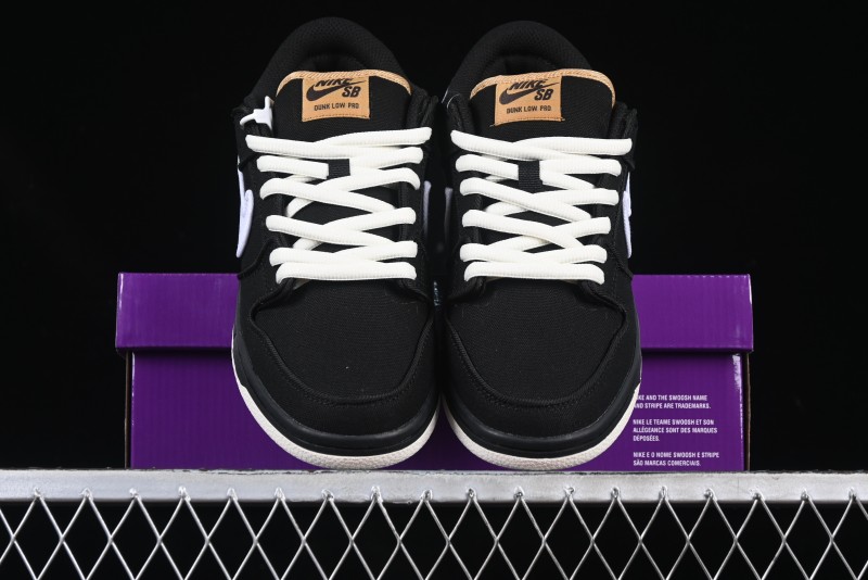 Nike SB Dunk Low Premium Skateboarding Shoes in Black and White - FN5880-001