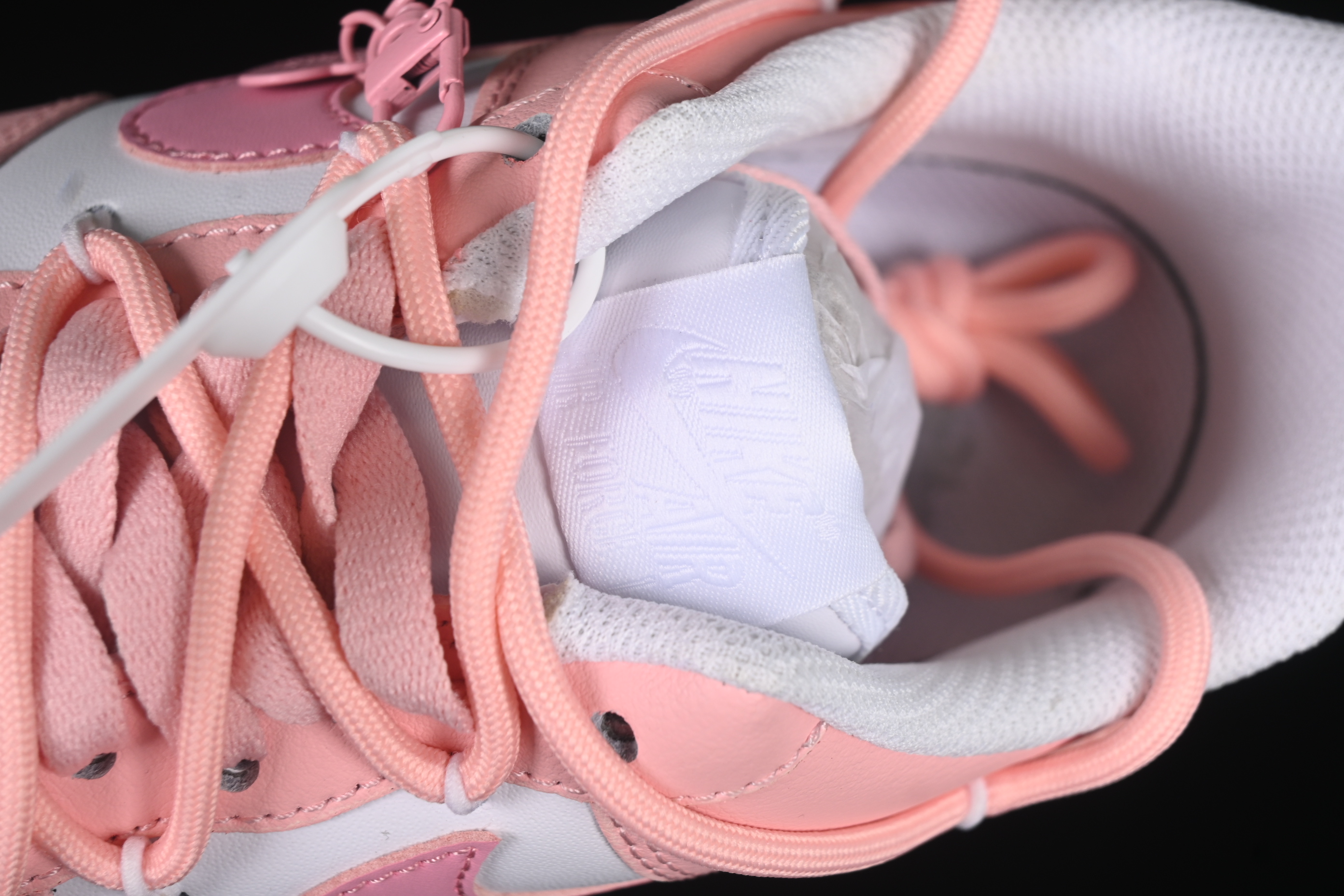 Nike Air Force 1'07 Low Pink Lover Casual Sneakers with Cartoon Patterns - YY2023-762