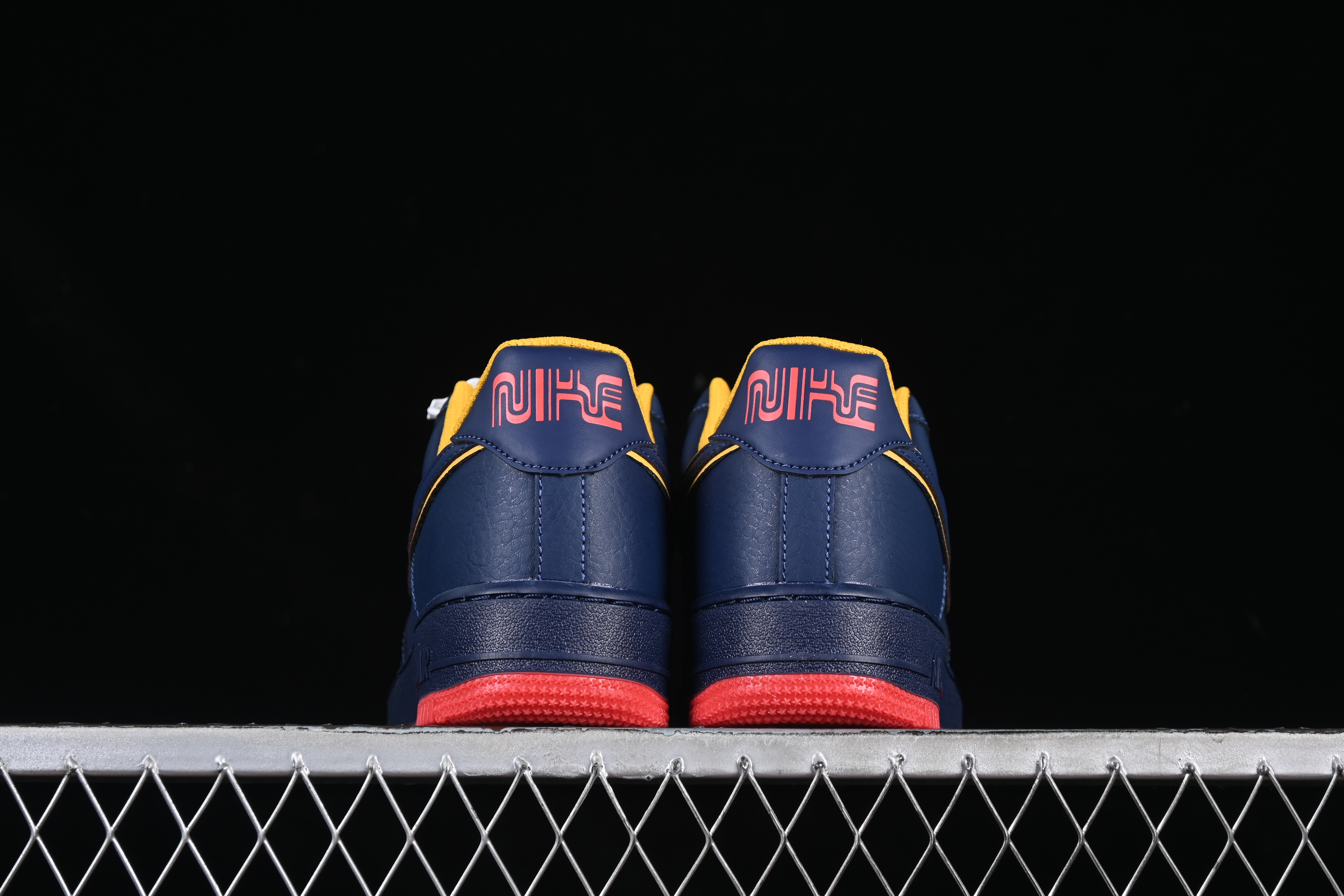 Nike Air Force 1'07 Low Casual Sneakers with Full-Length Air Cushion - HV5752-410