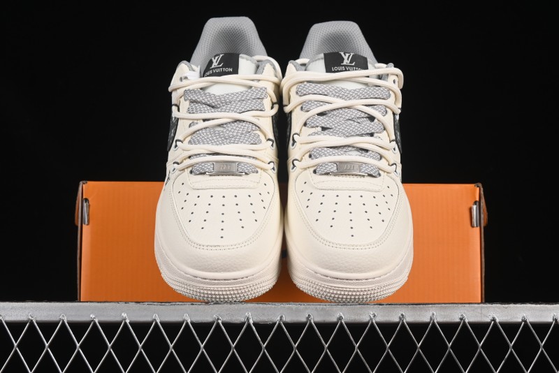 Nike Air Force 1 '07 Low LV Collaboration Two-Tone Grey Pattern Lace-Up Casual Sneakers - DM6868-063