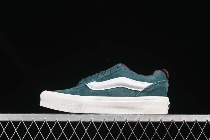 Vans Knu Skool Low-Top Retro Chunky Sneakers - VN000CS0PRM