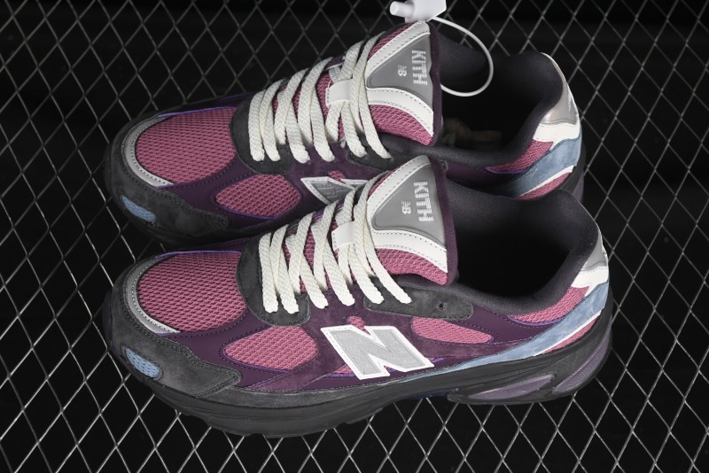 New Balance 2010 Series Retro Casual Running Shoes with Soft Suede and Nylon Mesh - M2010ANB