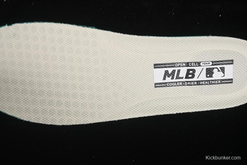 New York Yankees Chunky Liner Mid Denim Monogram Platform Sandals - 3ASXCA12N50IVS