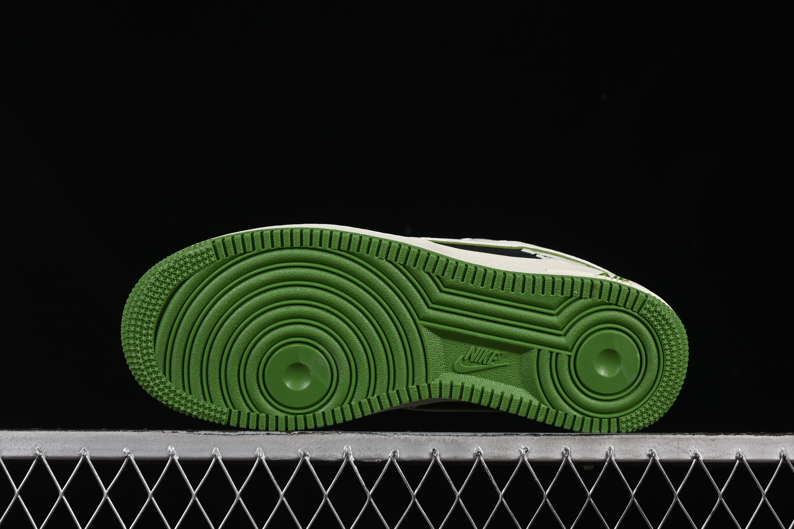 Nike Air Force 1 '07 Low The North Face Collaboration White Black Green Casual Sneakers - SC9207-527