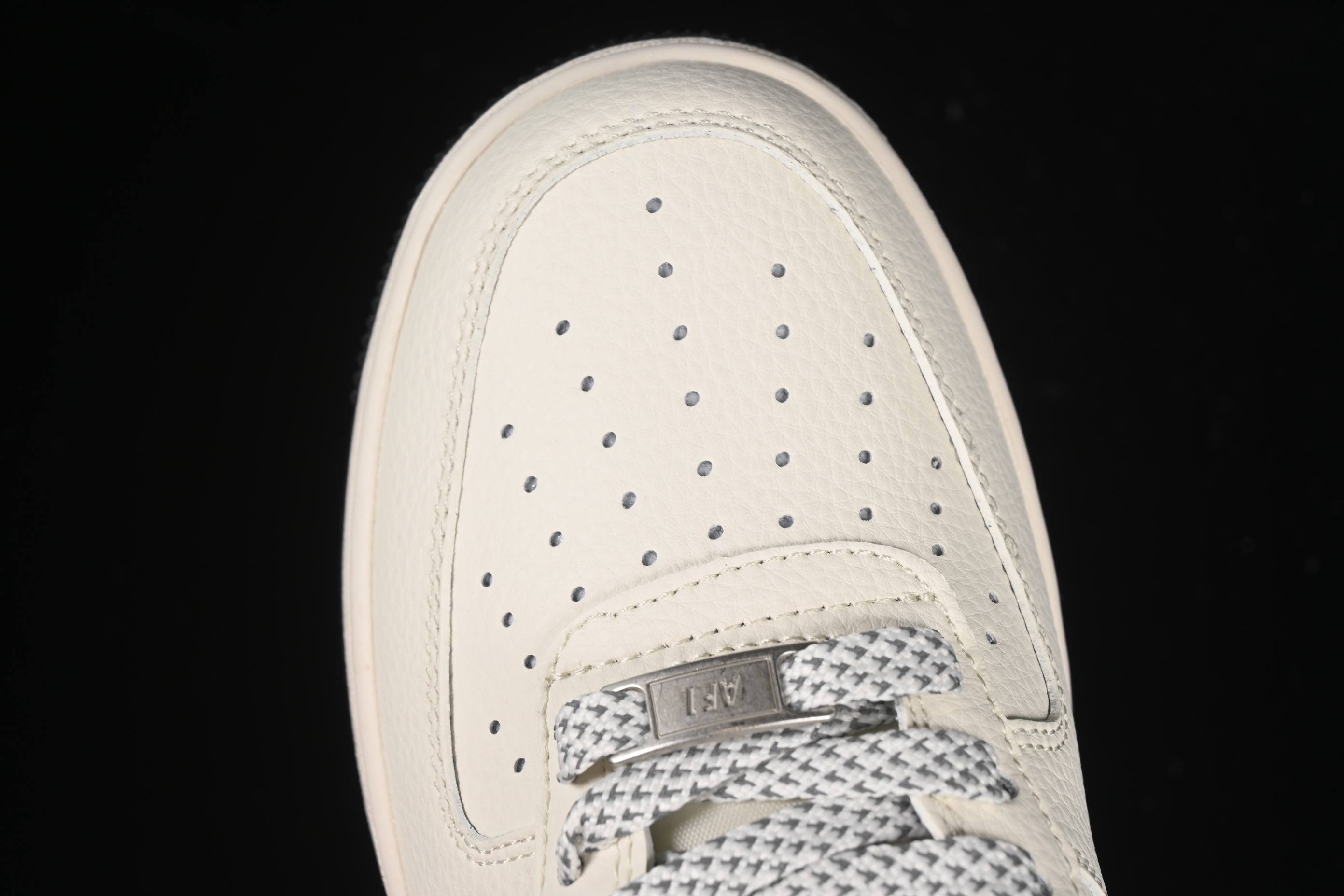 Nike Air Force 1'07 Low LV Collaboration Off-White Black Sole Casual Sneakers - XX3168-139