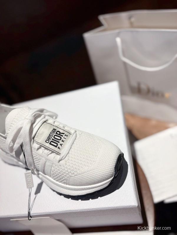 2025 Women Dior White Flyknit Sneakers LY00260