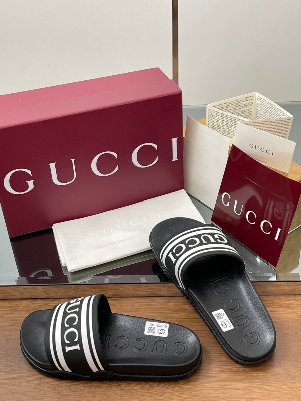 2025 Gucci Black White Rubber Slippers LY00175
