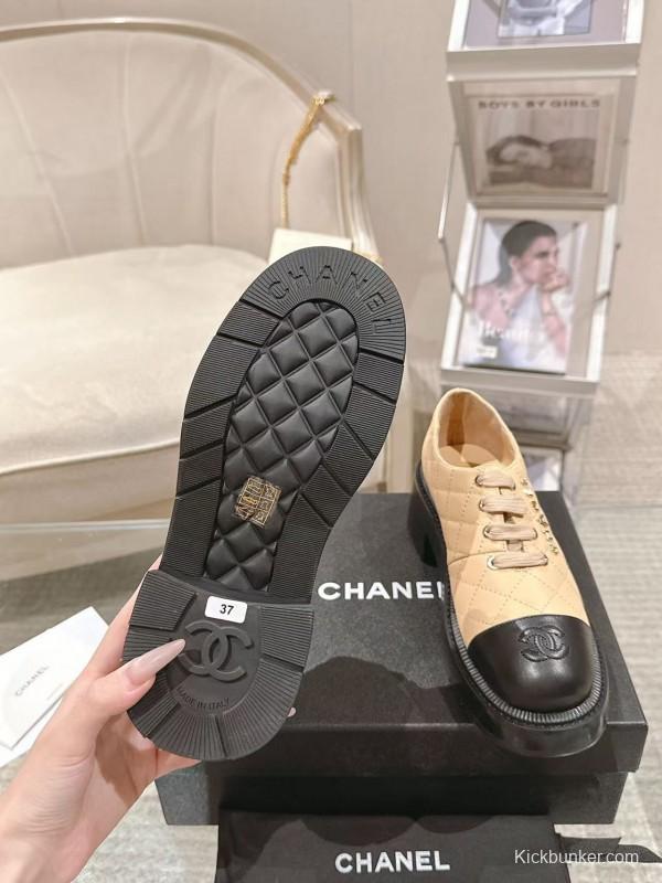 2025 Women Chanel Beige Black Leather Platform Oxford B2099