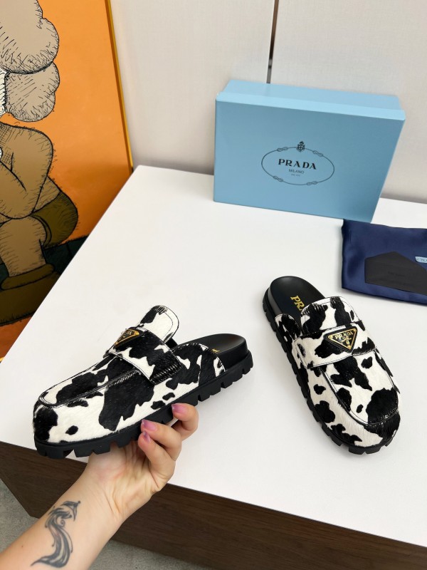 2025 Women Prada Black White Calf Hair Slippers LY00270