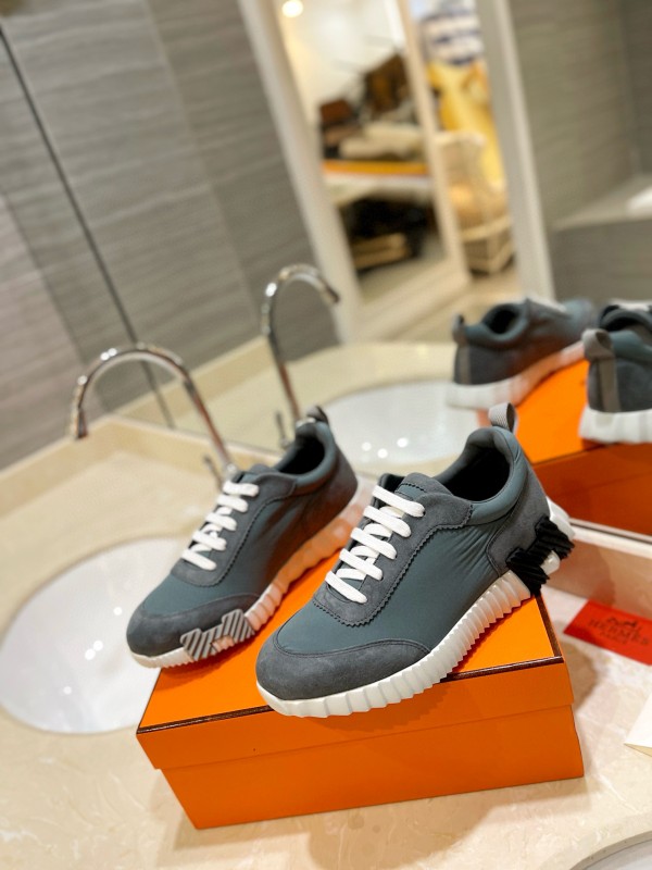 2024 Unisex Hermès Grey Imported Glossy Goat Suede Rain Cloth Sneakers MJ00320