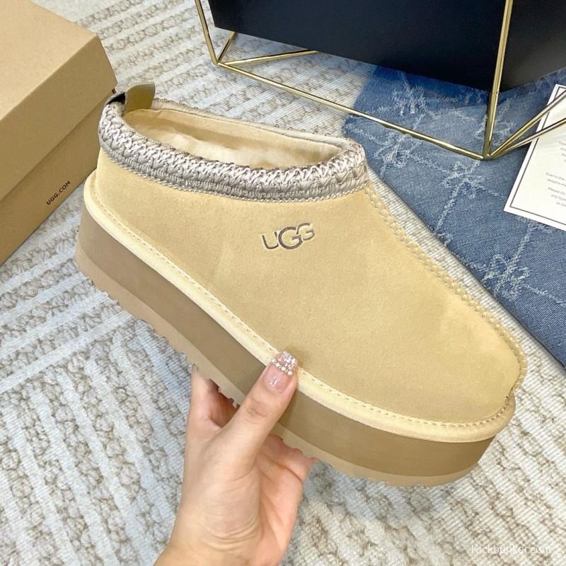 2024 Women UGG Beige Suede Platform Slip-On MJ00230