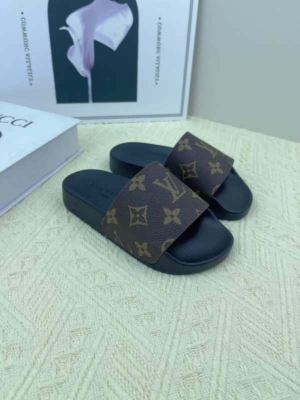 2025 Kids Louis Vuitton Brown Black Leather Slippers