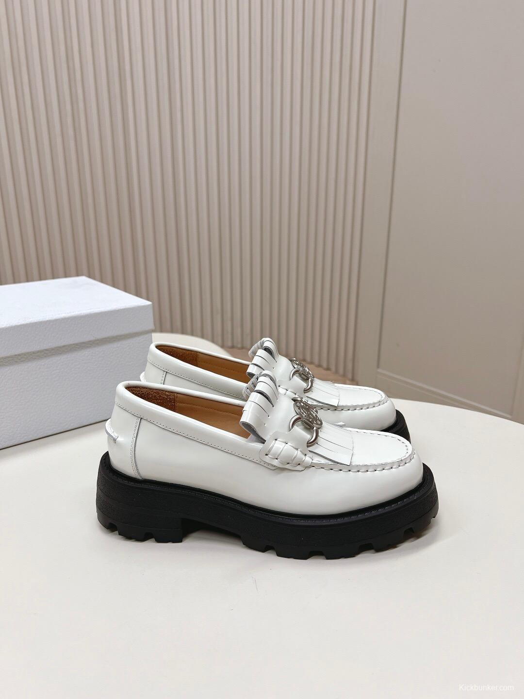 2025 Women Dior White Leather Loafers Metal Buckle KFY00350