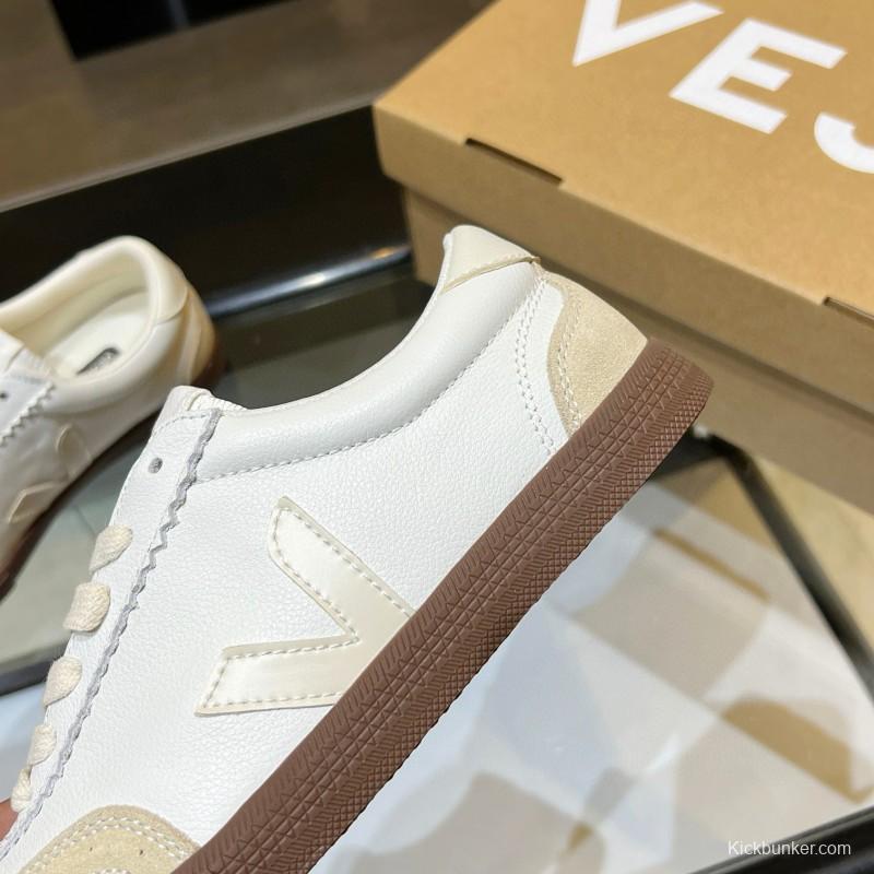2025 Women VEJA White Beige Leather Suede Sneakers MJ00251