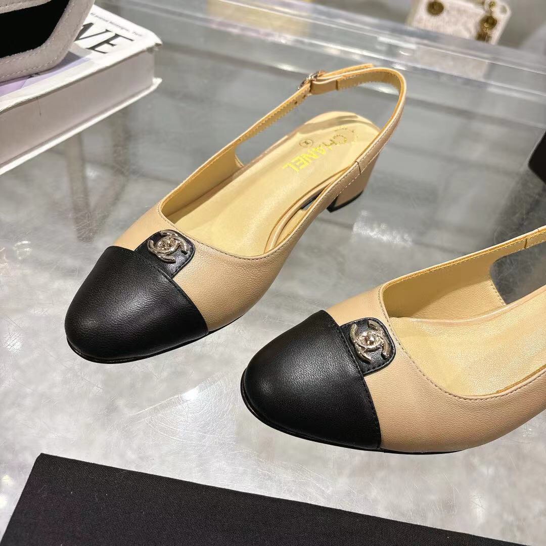 2025 Women Chanel Beige Black Leather Slingback Sandals LY00300