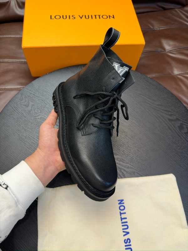 2024 Men Louis Vuitton Black Calf Leather Casual High Top MJ00440