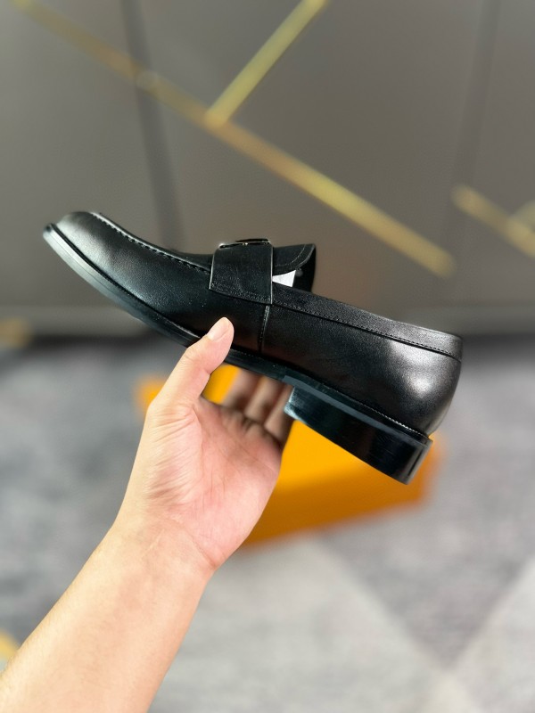 2024 Men Louis Vuitton Black Leather Loafers MJ00290