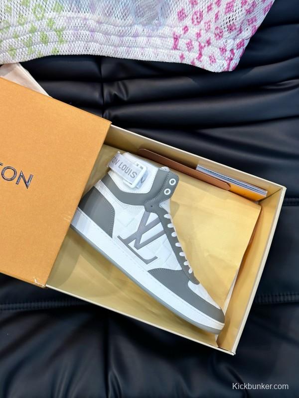 2024 Men Louis Vuitton White Grey Leather Canvas High Top Classic Sneakers MJ00420