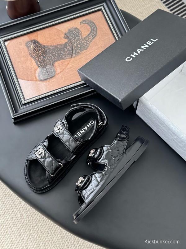 2025 Women Chanel Black Patent Leather Sandals LY00320
