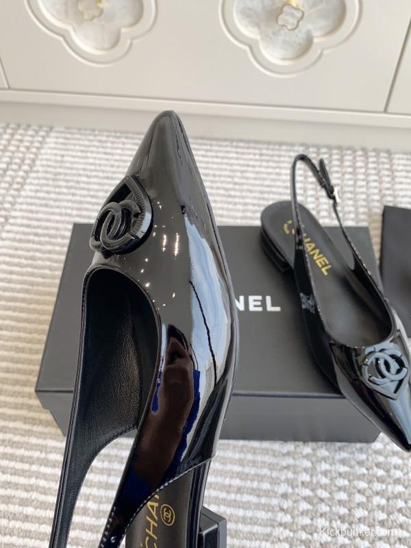 2025 Women Chanel Black Patent Leather Slingback Pumps KFY00300