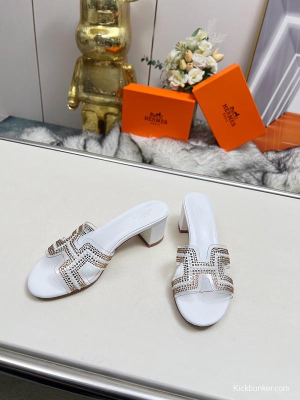 2025 Herme* White Leather Slippers Classic H Pattern MJ00180/215