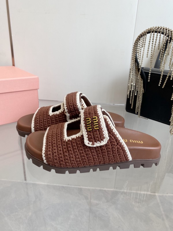 2025 Miu Miu Brown White Crochet Slippers KFY00290