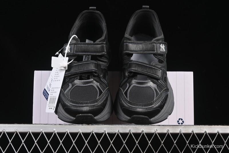 New York Yankees MLB Ace Runner Mask Jane Summer Casual Sandals - 3ASDACE5350BKS