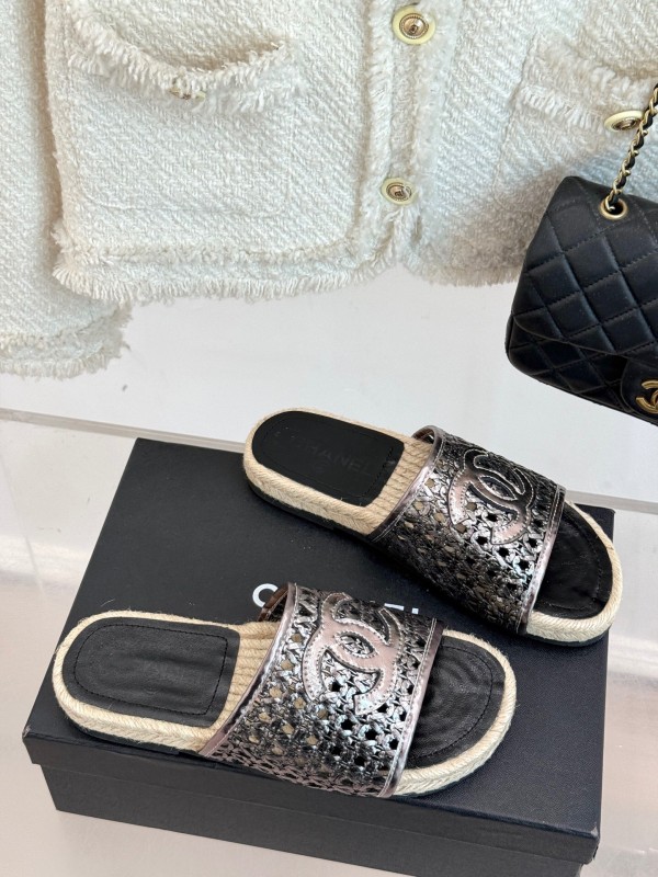 2025 Women Chanel Black Metallic Leather Slippers Hollow Weave KFY00240