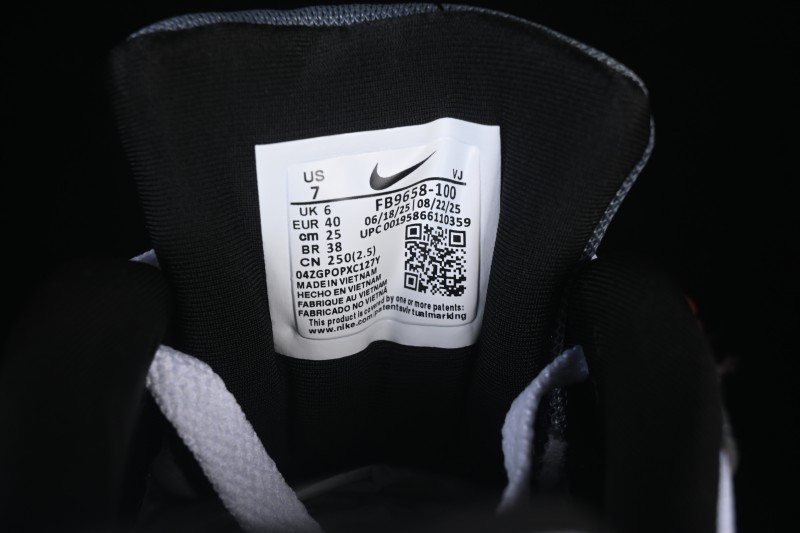 Nike Air Max 90 Retro Running Shoes with Max Air Cushion - FB9658-100