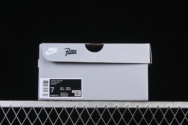 Nike Air Max 90 Retro Running Shoes with Air Cushion Technology - IF5605-001