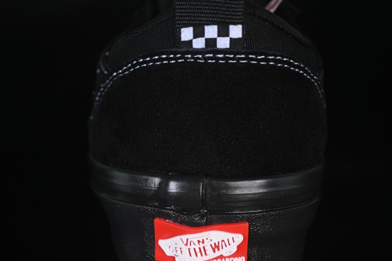 Vans Safe Brady Low Retro Casual Skateboarding Shoes - VN000EEHBKA