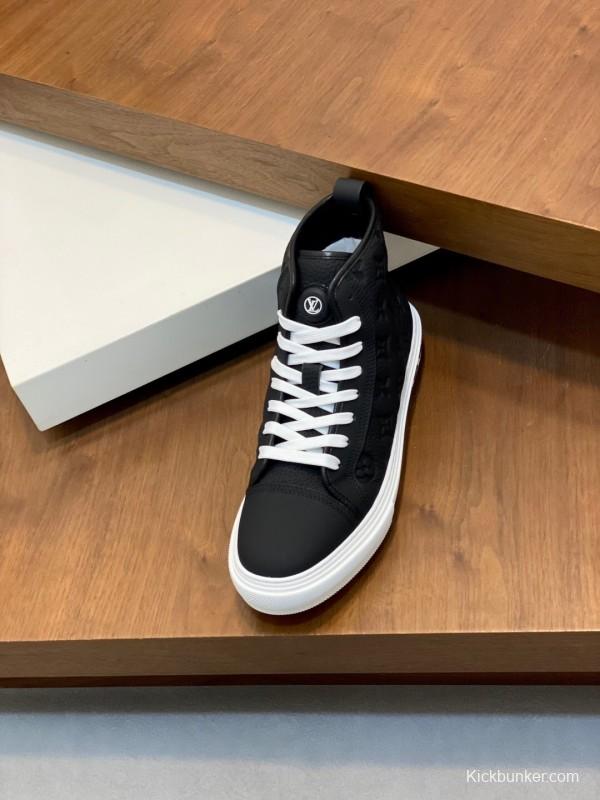 Adidas Originals Casual Sports Boots with Premium Leather Upper - KFY00460