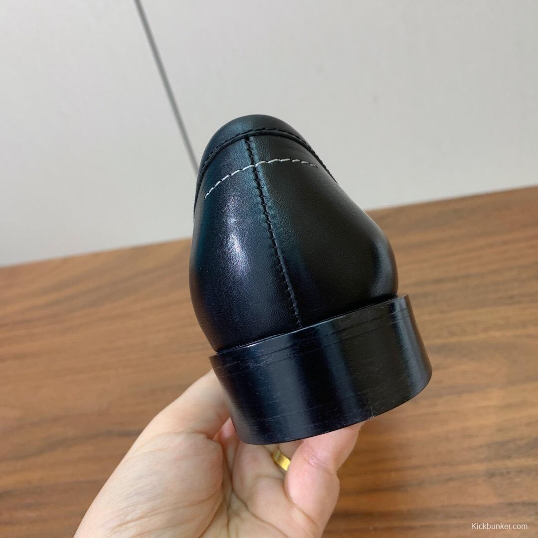 Maison Margiela SS 2025 Retro Slim-Fit Loafers - KFY00320